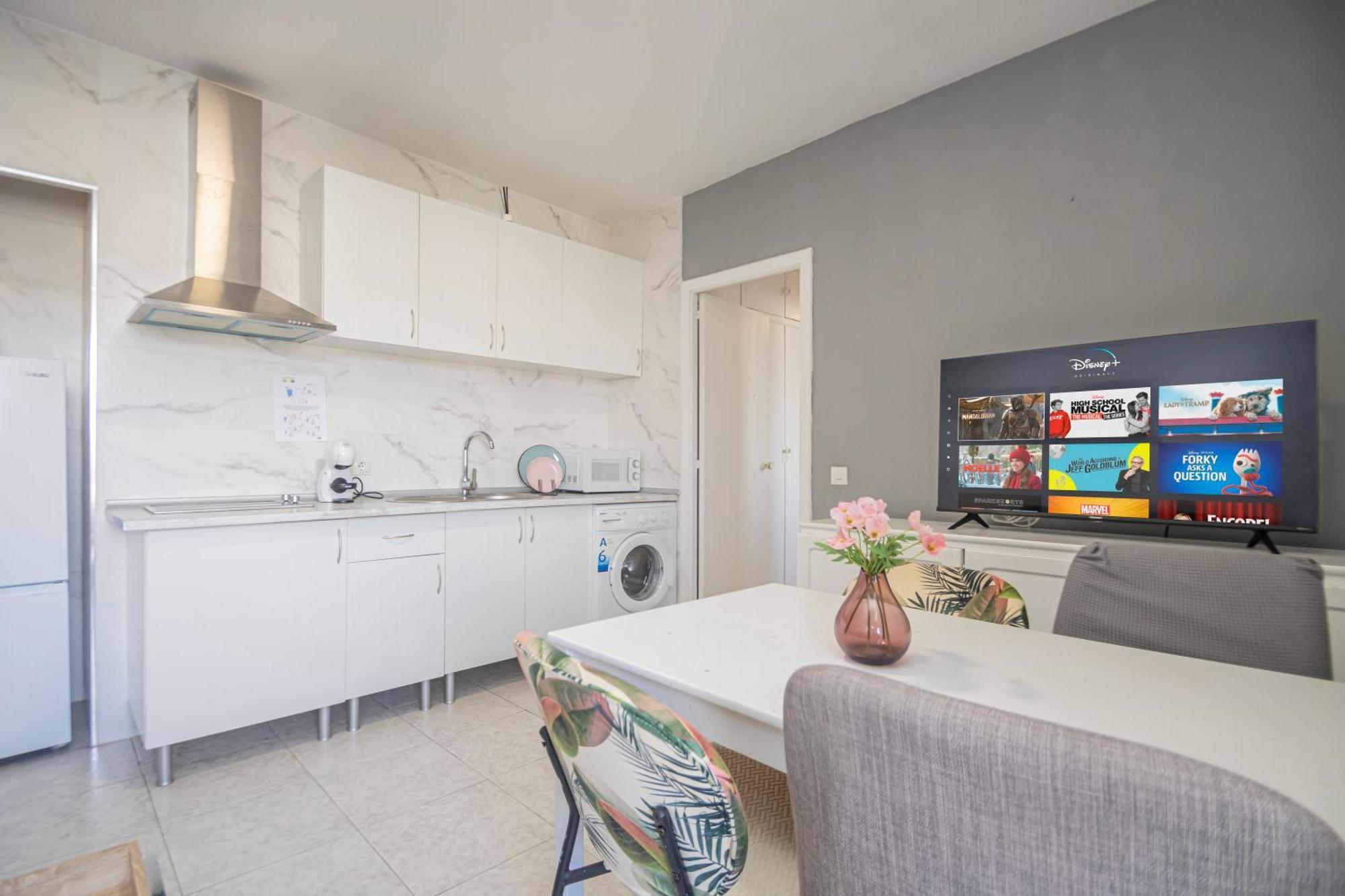 Perfect Getaway In Triana - 15M Walk Giralda Apartment Seville Exterior photo